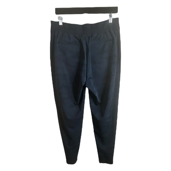 Athleta Brooklyn Blue Camo Jogger Pant - Picture 10 of 14